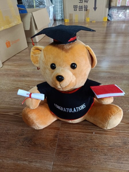 Gấu cử nhân, gấu bông tốt nghiệp - Thú Nhồi Bông Quang Hoa - Công Ty TNHH Sản Xuất Thương Mại Dịch Vụ Quang Hoa